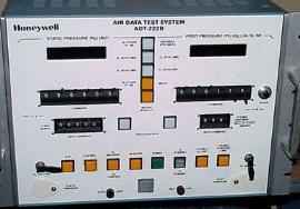 Honeywell ADT-222B 空气数据测试仪，RVSM，数字，自动化，台式/实验室 PN：4047505-422/421